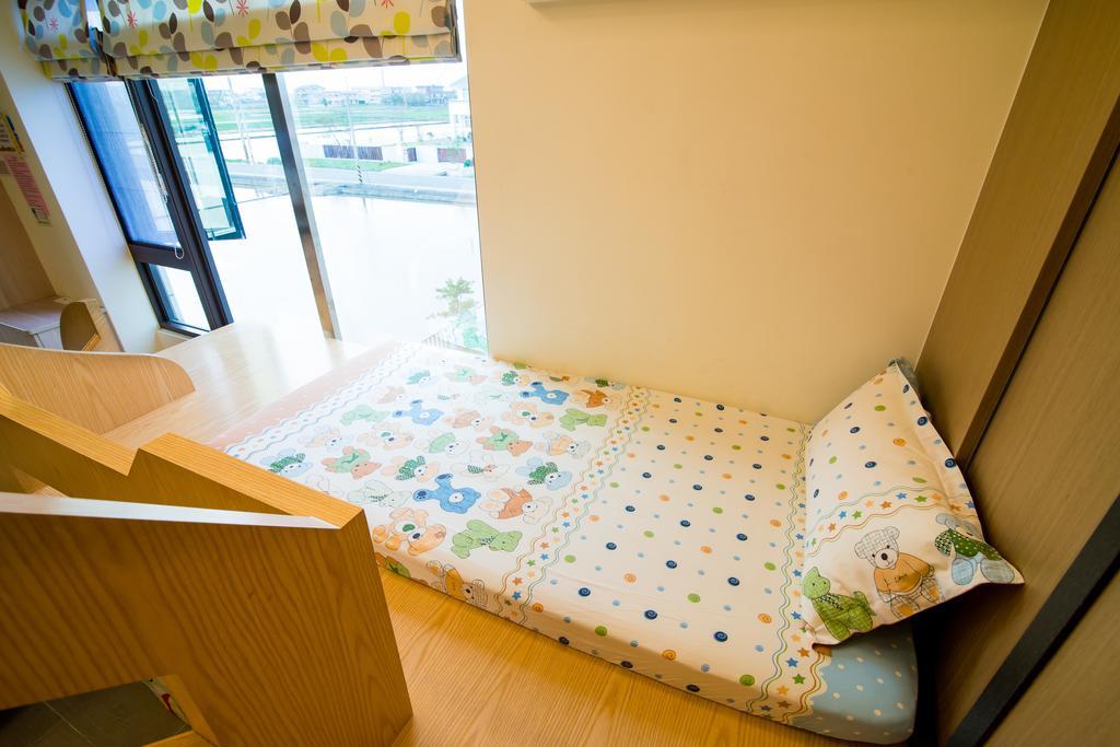 宜人生活溜滑梯親子民宿 Easylife B&B Дуншань Экстерьер фото